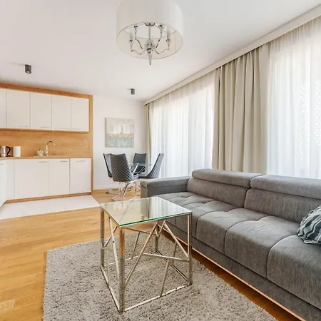Apart111 Apartamenty - Rodzinny Kołobrzeg Zewnętrze zdjęcie